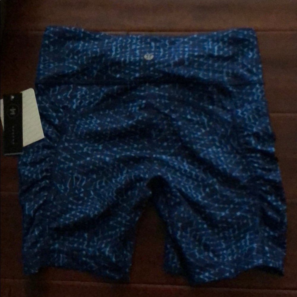 Lululemon speed track short
